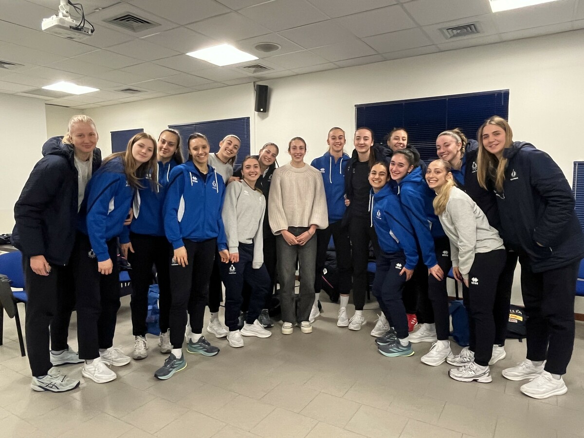 Fipav: Stella Nervini, due chiacchiere con le ragazze del Club Italia