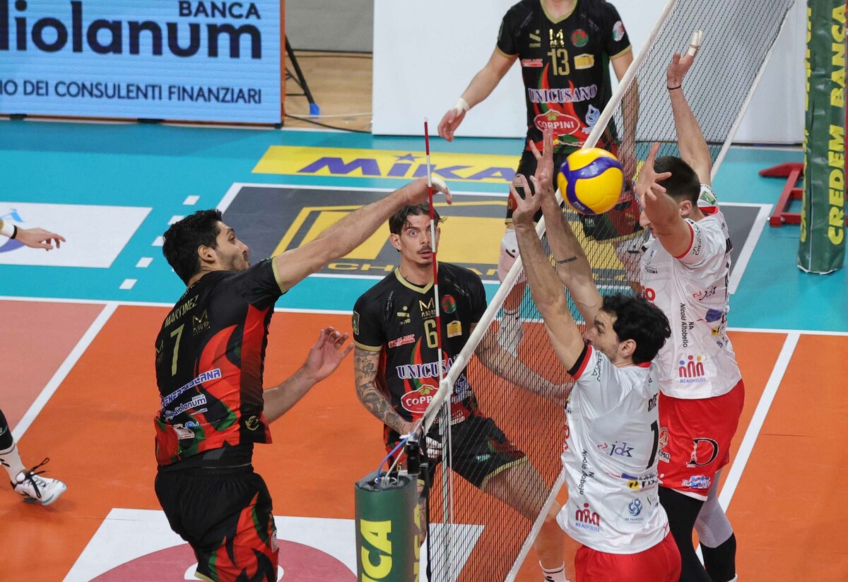 A3 Credem Banca: I tabellini di giornata. 6ª  Girone Blu,  8ª Girone Bianco. Martinez (Terni) top scorer con 33 punti