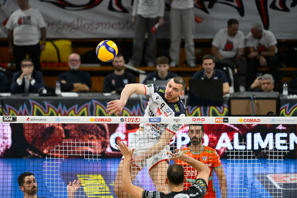 Grottazzolina: Petkov apre al futuro in Italia. “Mi piacerebbe restare. Finale Scudetto? Verona-Lube”