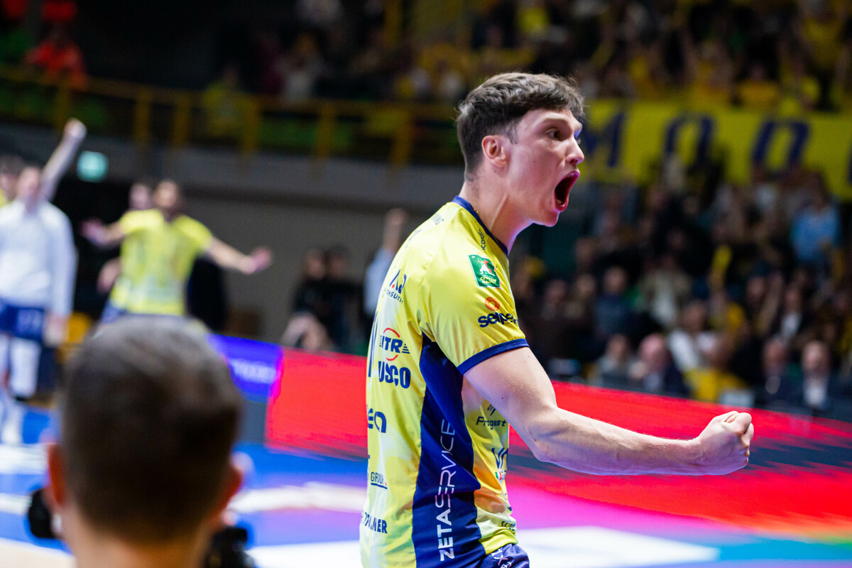 Play Off Superlega: Modena vince in rimonta. 3-2 contro Piacenza, serie apertissima