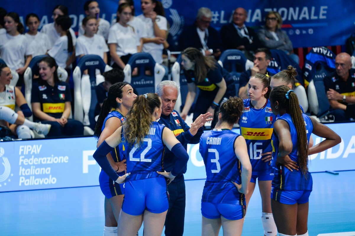 Nazionale Femminile: Oggi a Genova allenamento aperto al pubblico per l’Italia di Velasco