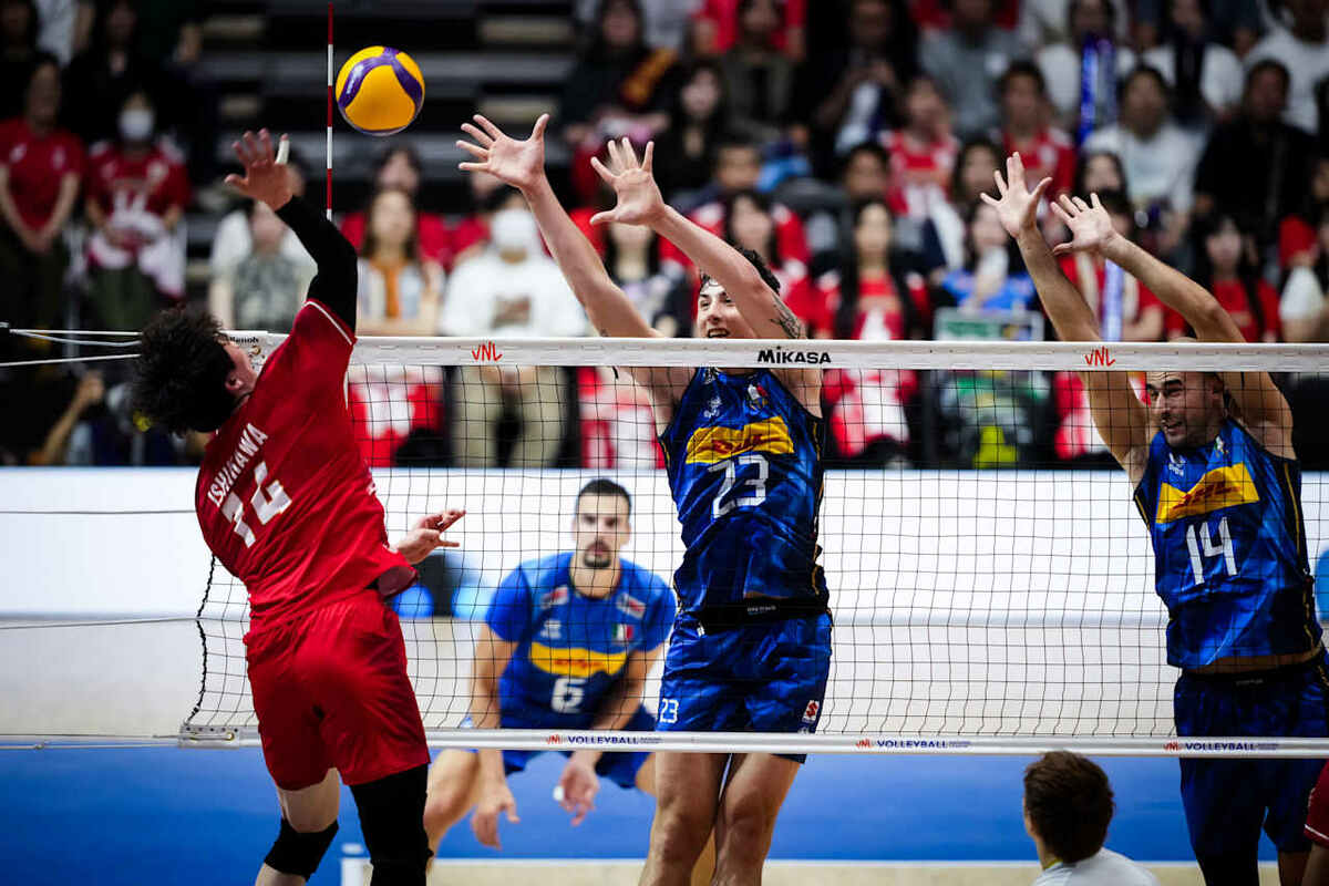 VNL:  L'Italia cede al Giappone al tie-break, esordio amaro per gli azzurri in VNL che commettono 24 errori punto
