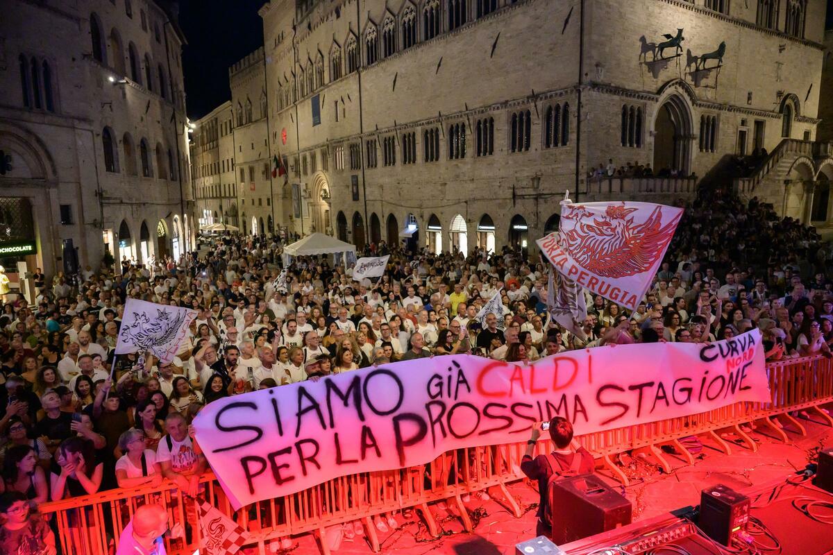 Perugia celebra il Grande Slam in piazza IV Novembre