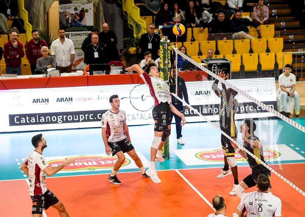 Simone Rigirozzo alla Campi Reali Cantù dopo il triplete con la Domotek