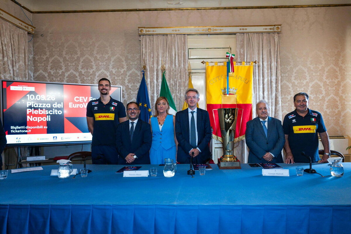 EuroVolley 2026: Napoli presenta Italia-Svezia in Piazza del Plebiscito
