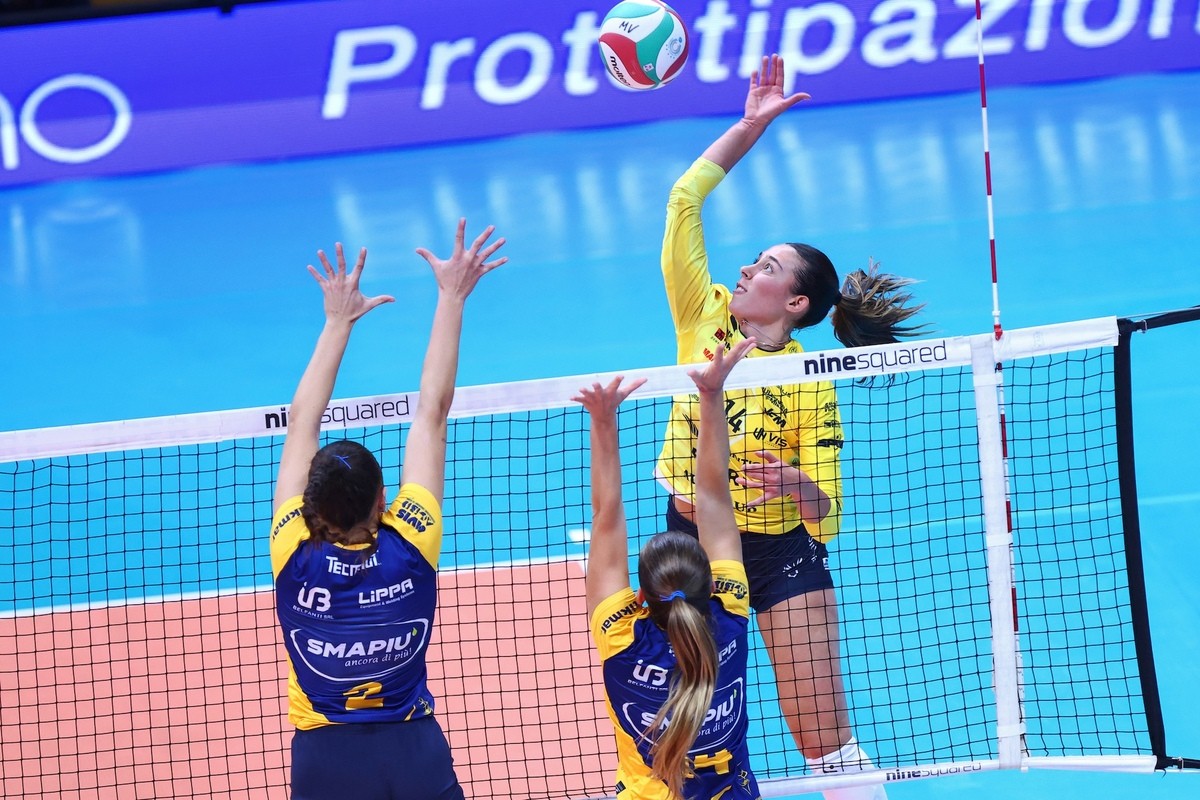 Modena: Lesione al crociato per Anja Nella, stagione finita