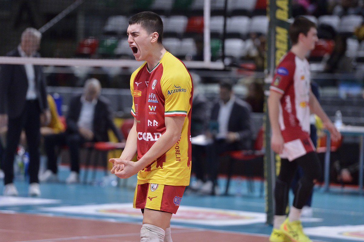 Reggio Emilia: Alessandro Zecca confermato nel ruolo di libero