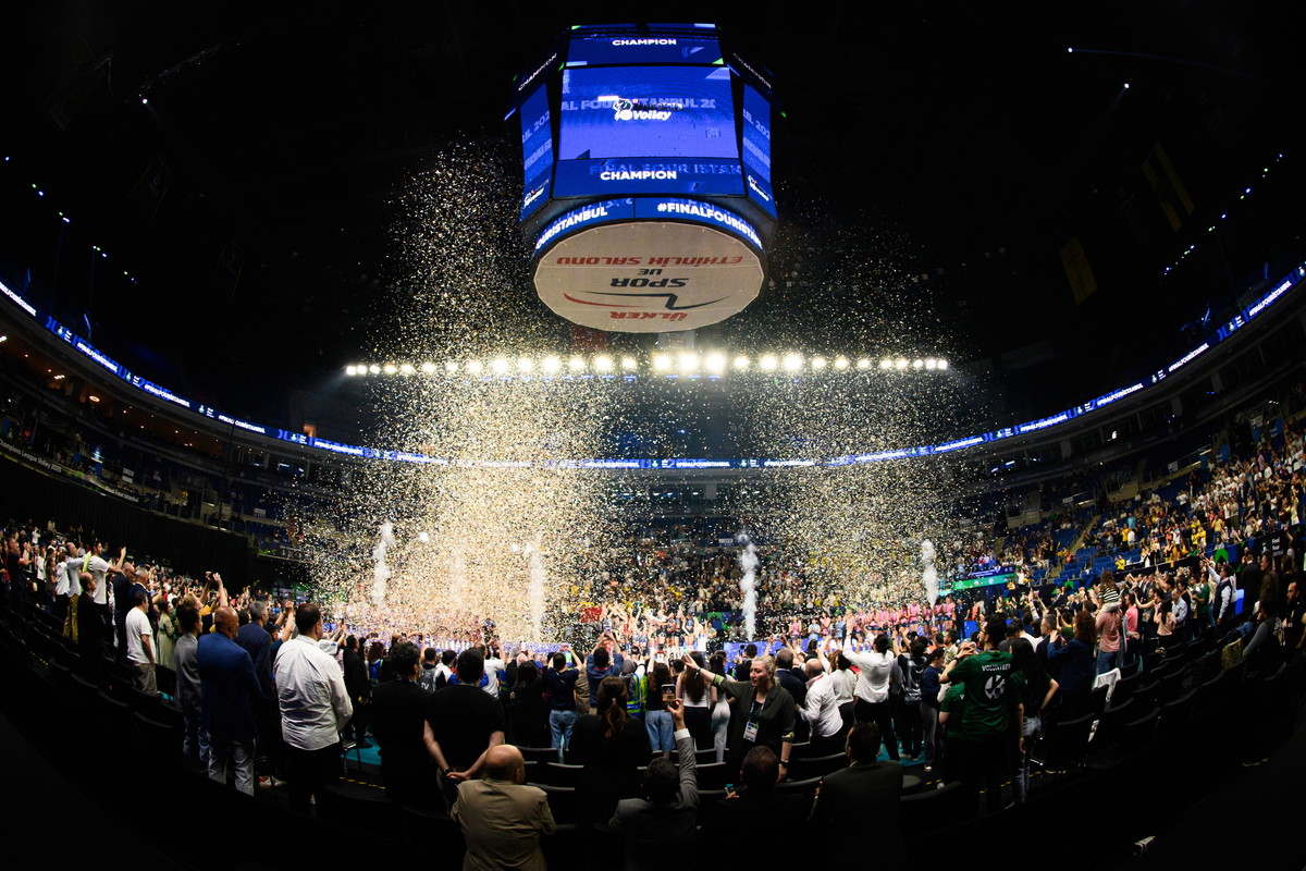 Coppe Europee:  Più di 100 squadre femminili al via. Champions, Cev e Challenge