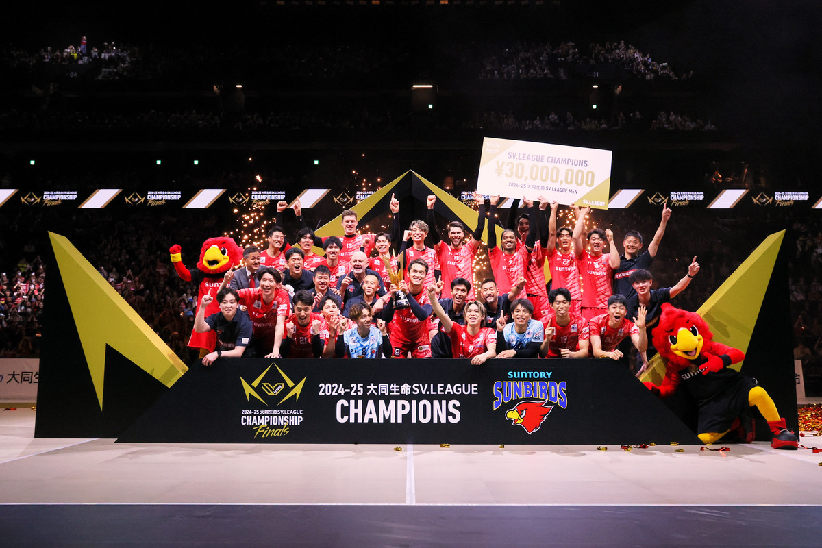 Giappone: I Suntory Sunbirds Osaka di Takahashi e Muserskiy vincono la SV.League