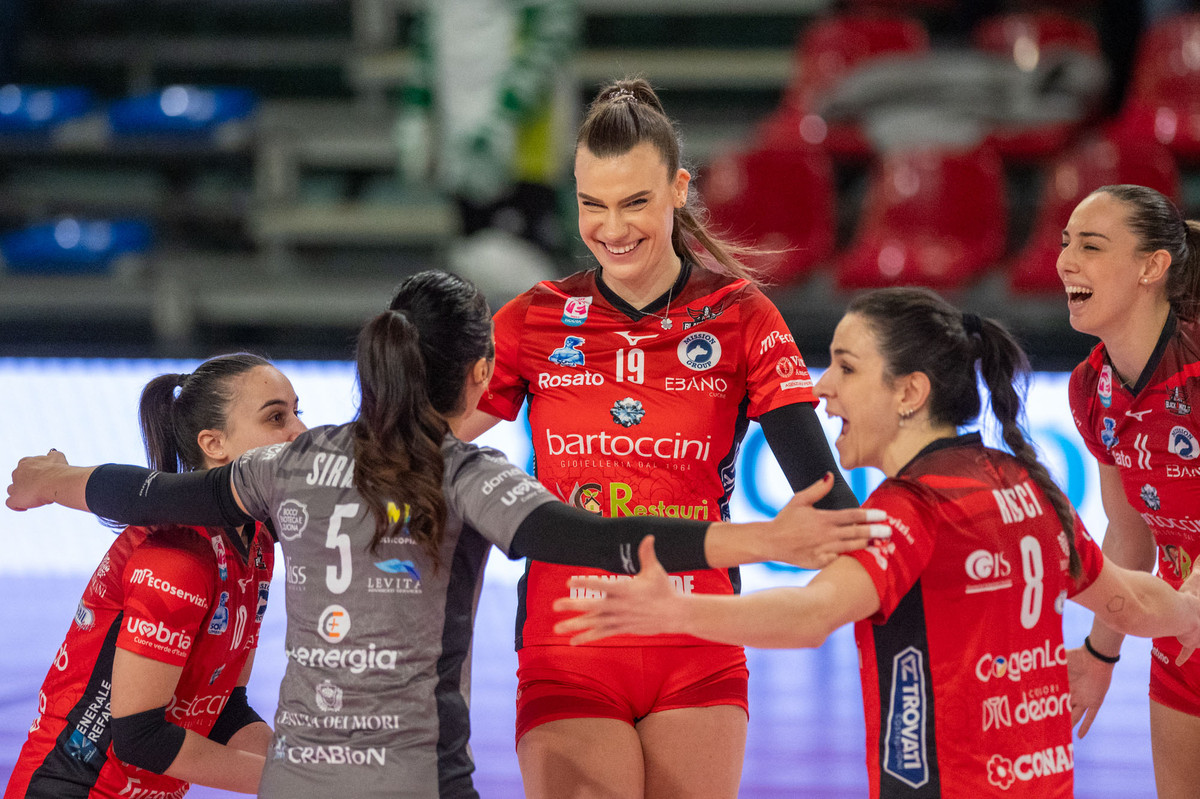 Vallefoglia: Adelina Ungureanu rinforza la Megabox e ritrova coach Pistola dopo l’esperienza a Cuneo