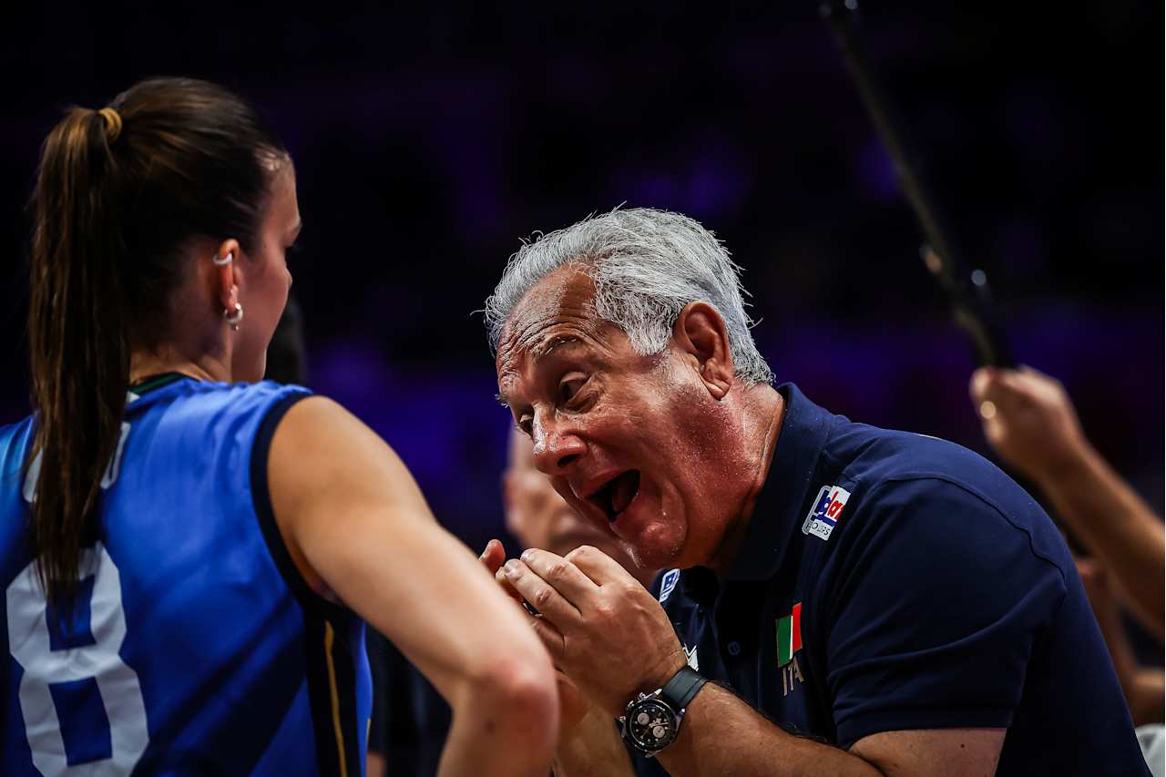 VNL F.: Velasco, "Imparare a soffrire ci farà crescere. Ora testa alla Corea"