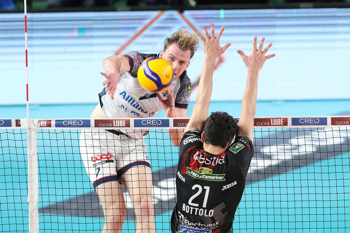 Milano: Reggers rilancia. Prolungato il contratto, "Qui voglio iniziare a vincere"