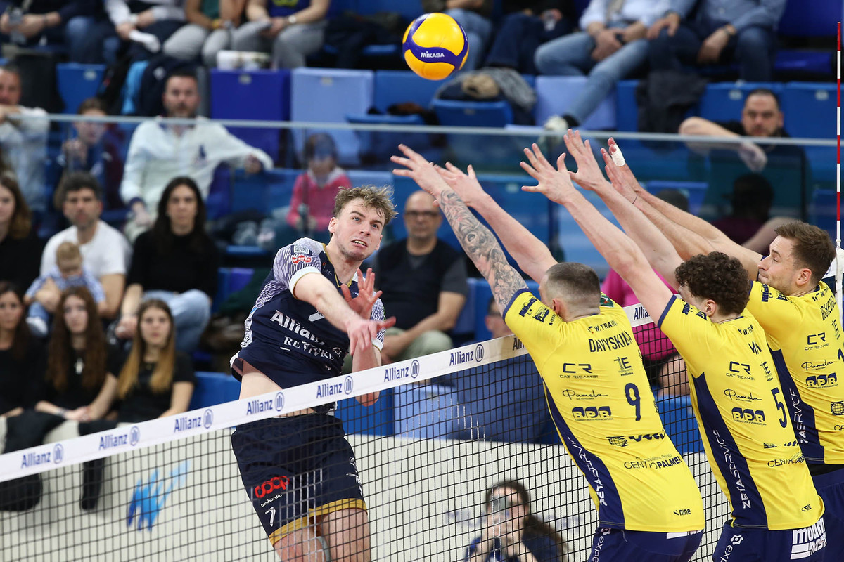 Superlega: Modena vince a Milano nei Play Off Challenge