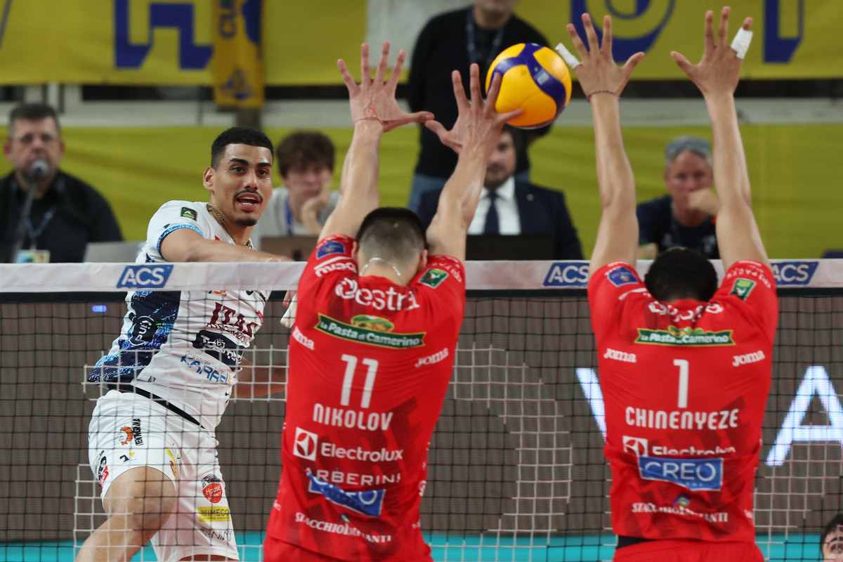 Superlega: Finale Scudetto, oggi Gara 3 tra Trento e Civitanova. Serie sull’1-1, la posta è altissima