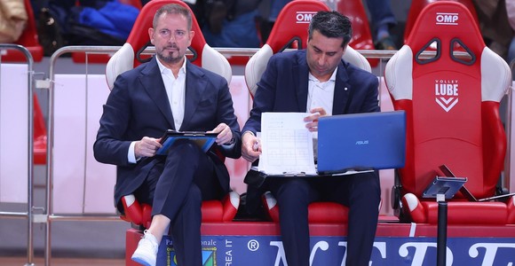 Modena: Giuliani, "due set alla grandissima, poi la reazione: nel quinto ci siamo imposti" Modena: Giuliani, "due set alla grandissima, poi la reazione: nel quinto ci siamo imposti"