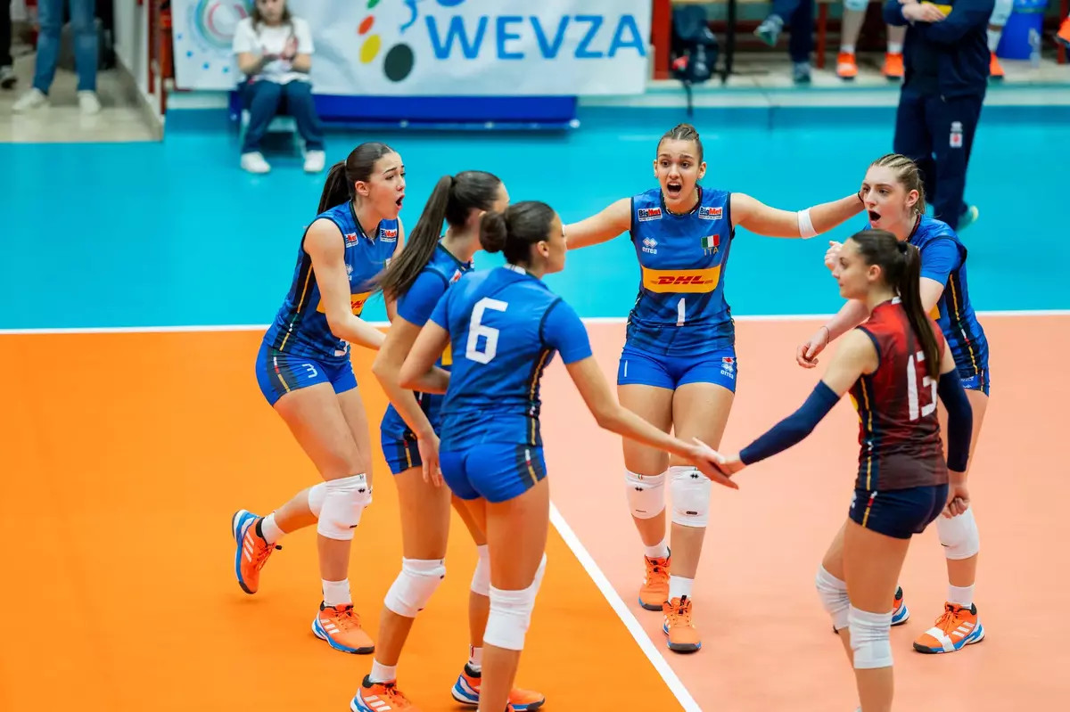 Mondo Volley: Le altre news del 30 giugno 2026: U18 femminile  al via. Il mercato di Vibo Valentia