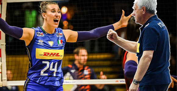 Velasco chiude l'esperimento Antropova schiacciatrice: l'Italia che non vedremo mai Velasco chiude l'esperimento Antropova schiacciatrice: l'Italia che non vedremo mai