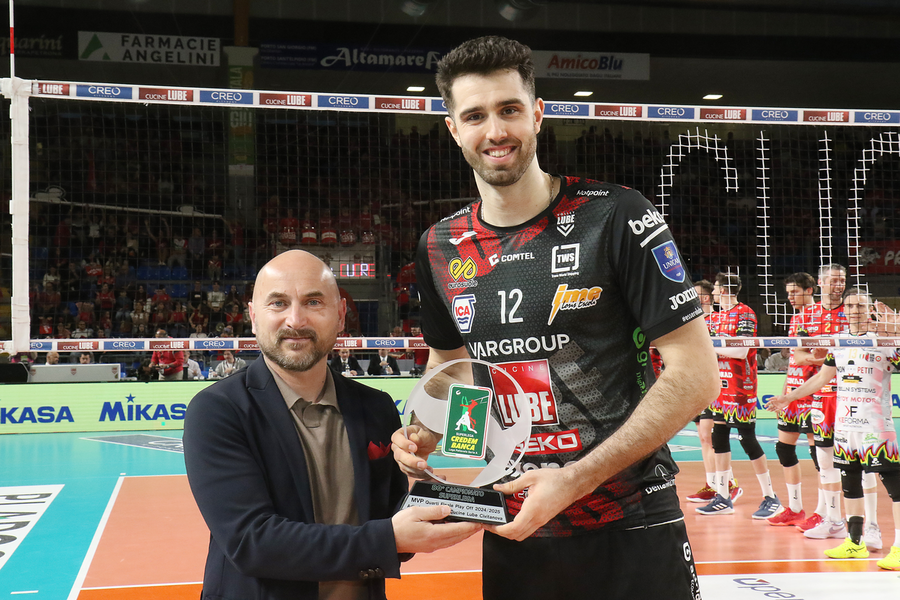 Civitanova: Adis Lagumdzija premiato Credem Banca MVP dei Quarti di Finale