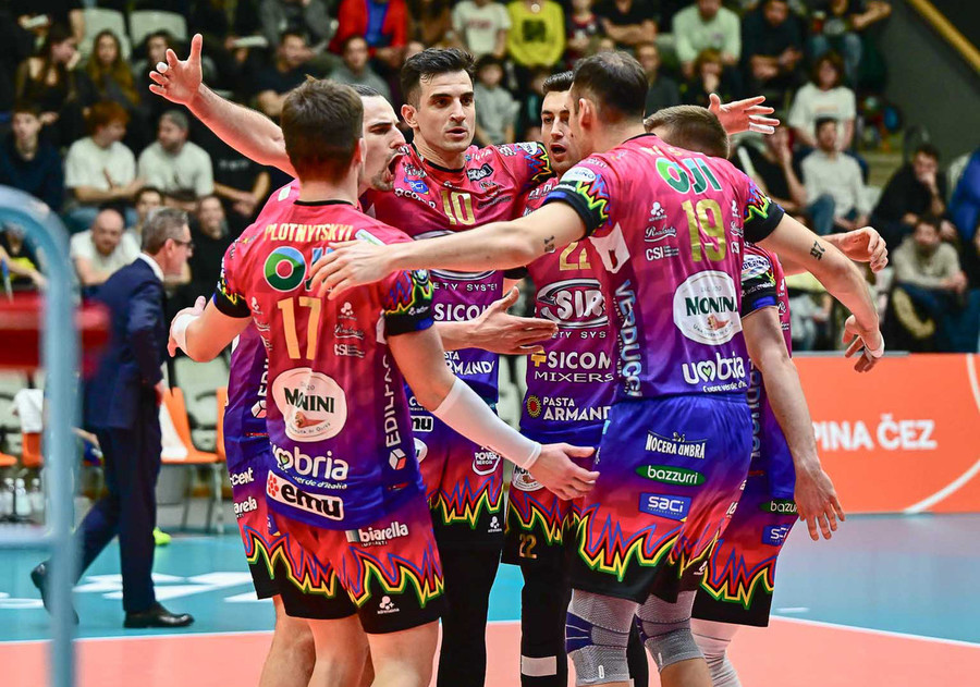 Champions League: Perugia passa a Praga 3-0 e chiude in controllo la quinta giornata. Infortunato Loser Champions League: Perugia passa a Praga 3-0 e chiude in controllo la quinta giornata. Infortunato Loser
