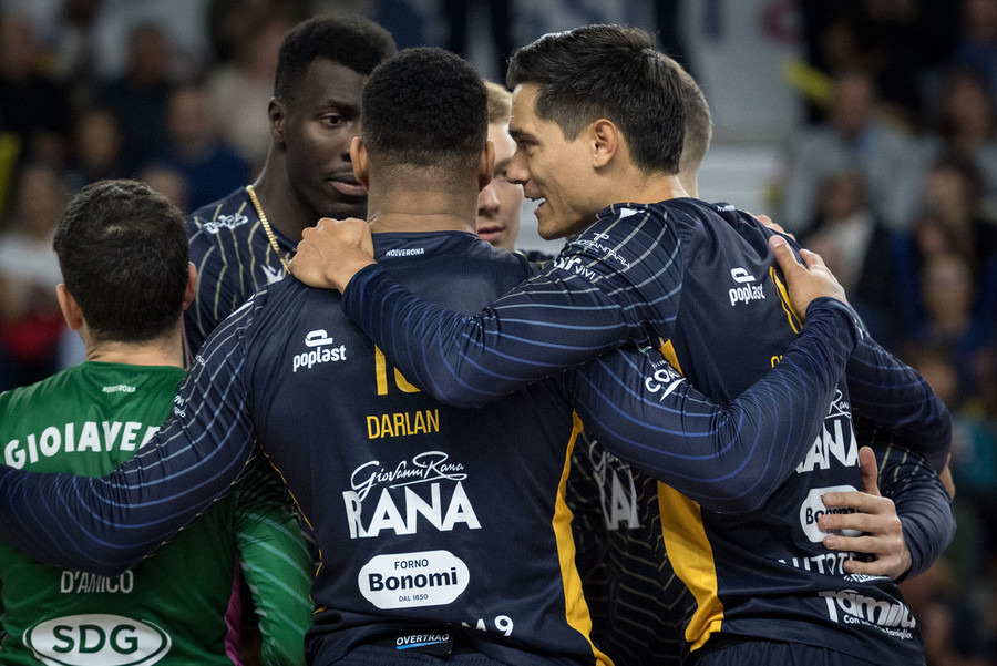 SuperLega Credem Banca: Verona parte con il piede giusto. Keita trascina e Christenson firma la regia perfetta