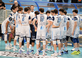A3 Credem Banca: Derby veneti e debutto del Girone Blu nel weekend. Trebaseleghe–Belluno e Campobasso–Modica aprono la seconda giornata A3 Credem Banca: Derby veneti e debutto del Girone Blu nel weekend. Trebaseleghe–Belluno e Campobasso–Modica aprono la seconda giornata