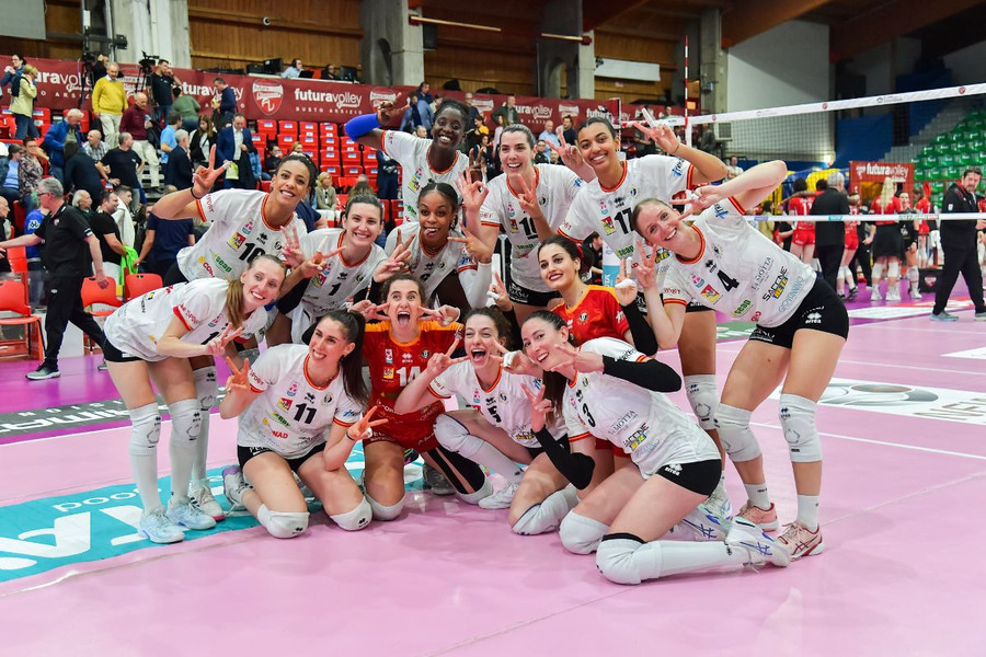 A2 Tigotà: Macerata e Messina avanti nei Playoff