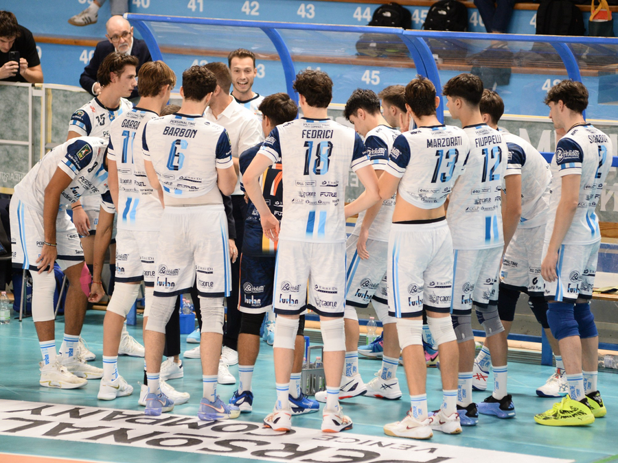A3 Credem Banca: Derby veneti e debutto del Girone Blu nel weekend. Trebaseleghe–Belluno e Campobasso–Modica aprono la seconda giornata A3 Credem Banca: Derby veneti e debutto del Girone Blu nel weekend. Trebaseleghe–Belluno e Campobasso–Modica aprono la seconda giornata