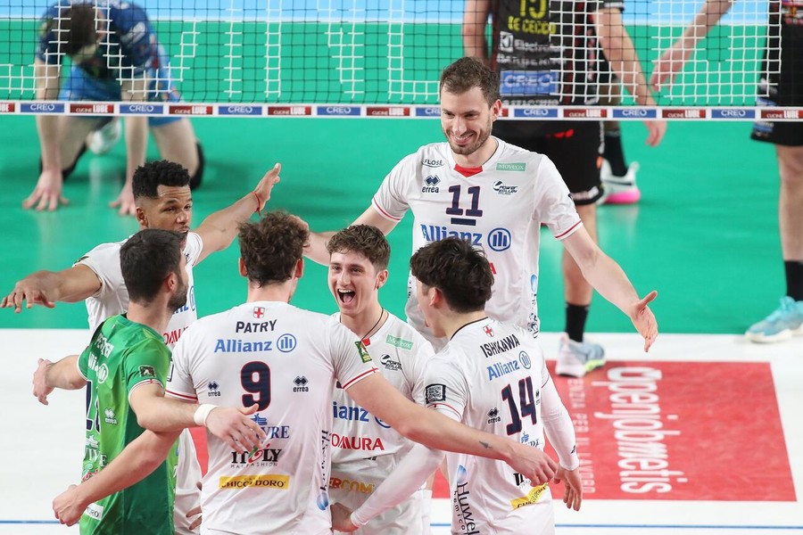 Superlega: Semifinale gara 3. Milano e Piacenza vincono in trasferta. Powervolley può chiudere in casa