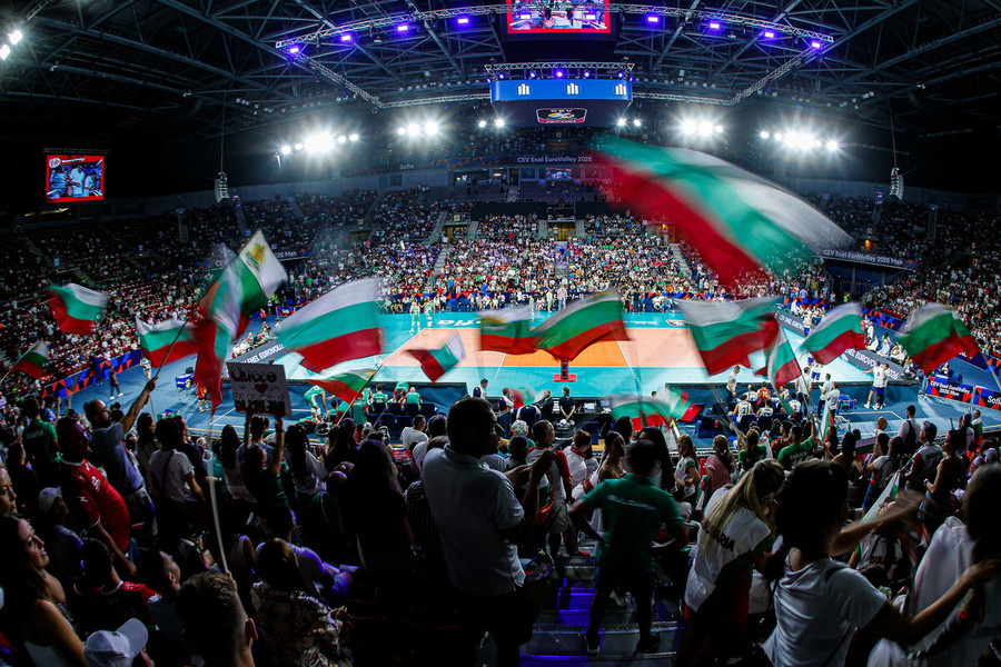 Più di 10.000 spettatori a Sofia Più di 10.000 spettatori a Sofia