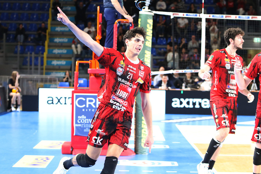 Mattia Bottolo, la Lube sfida Verona Mattia Bottolo, la Lube sfida Verona