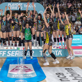 Play Off A2 Tigotà: Brescia torna in A1. 3-0 al Padova in gara3