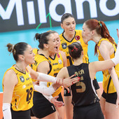 Champions League F.: Milano vittoria sfiorata, ma il VakifBank di Guidetti vince in rimonta 3-2 all’Allianz Cloud
