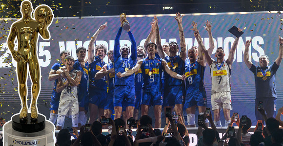 Azzurri campioni del Mondo. Tra loro Il pallavolista italiano dell'Anno 2025 Azzurri campioni del Mondo. Tra loro Il pallavolista italiano dell'Anno 2025