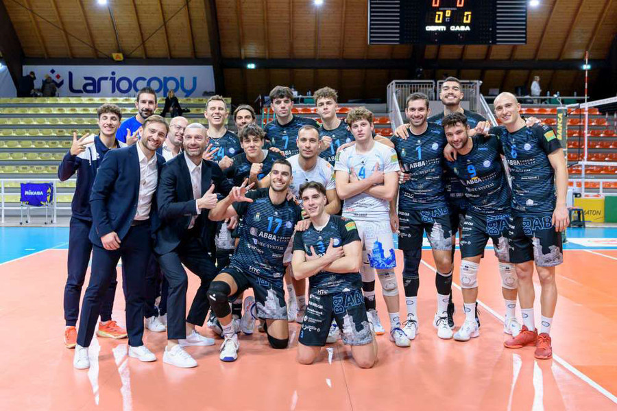 A2 Credem Banca: Di Silvestre guida Pineto, Cantù battuta 3-1 A2 Credem Banca: Di Silvestre guida Pineto, Cantù battuta 3-1