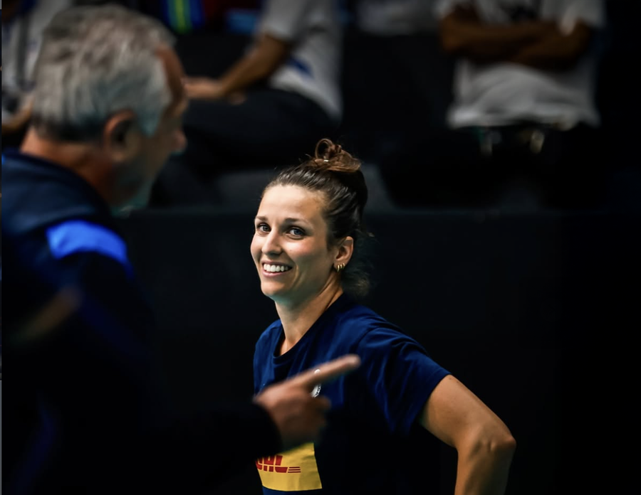 Carlotta Cambi torna al lavoro in azzurro