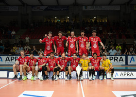 Jesi Volley Cup: Civitanova batte Milano 3-1 e alza il trofeo. Simeon Nikolov MVP Jesi Volley Cup: Civitanova batte Milano 3-1 e alza il trofeo. Simeon Nikolov MVP
