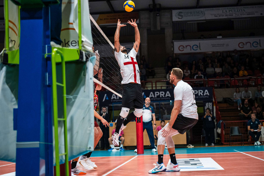 Milano: Contro Modena senza Cachopa