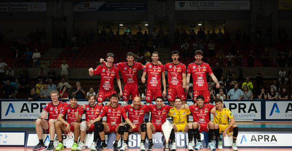 Jesi Volley Cup: Civitanova batte Milano 3-1 e alza il trofeo. Simeon Nikolov MVP