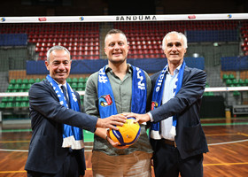 Cuneo Volley, Acqua Sant'Anna è il nuovo main sponsor: accordo strategico per la stagione 2026/27 Cuneo Volley, Acqua Sant'Anna è il nuovo main sponsor: accordo strategico per la stagione 2026/27
