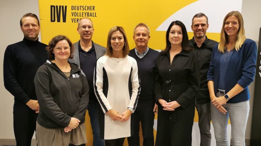 Da sinistra: Julius Brink, Janine Stanelle, Daniel Sattler, Katharina Dierlamm, Matthias Hach, Britta Müller, Markus Dieckmann, Maren Fromm