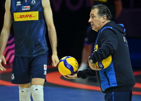 Italia verso gli Europei: De Giorgi convoca 17 azzurri per il raduno di Cervia Italia verso gli Europei: De Giorgi convoca 17 azzurri per il raduno di Cervia