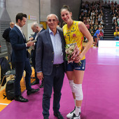 Katja Eckl
