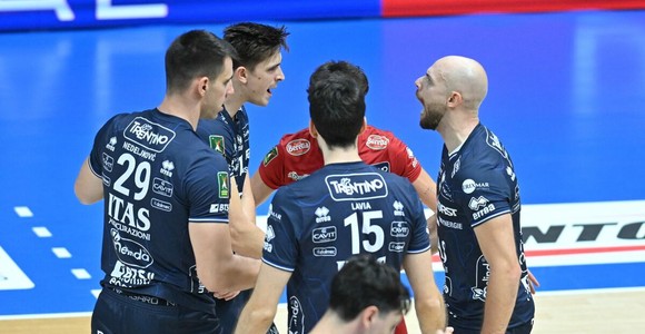 Superlega Credem Banca: Trento vince la classica. Faure, MVP, illumina. Modena in ritardo Superlega Credem Banca: Trento vince la classica. Faure, MVP, illumina. Modena in ritardo