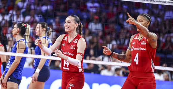 Europei femminili: La Turchia batte 3-0 l’Azerbaijan e trova la Germania ai quarti