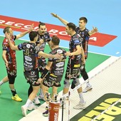 Del Monte Supercoppa: Live Perugia - Trento  3-0. I tabellini set per set. Sir prima finalista