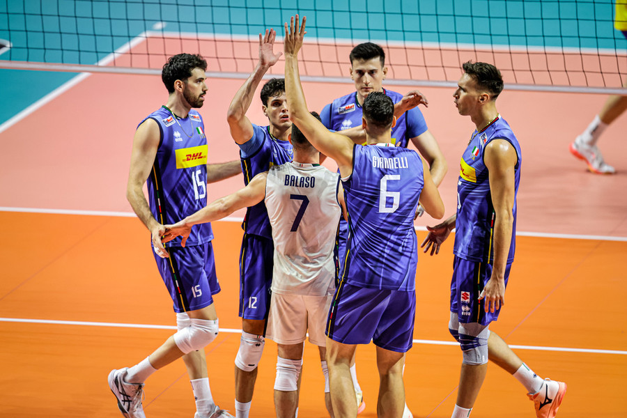 Eurovolley: Vittoria bagnata, vittoria fortunata? L'Italia fa 3-0 contro la Svezia