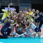 Fenerbahce fa festa per il successo e al ritorno di Ana Cristina