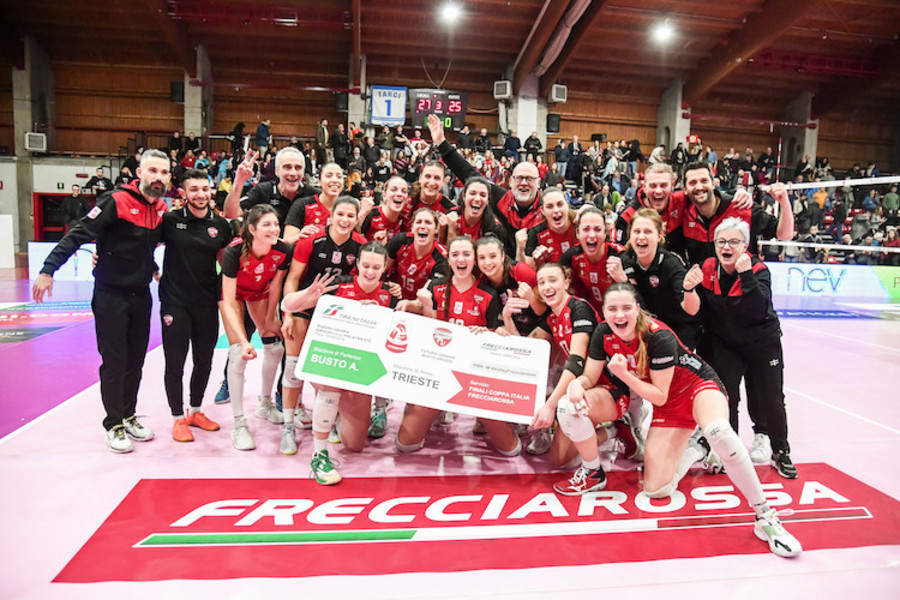 Coppa Italia A2 F.: Busto Arsizio vola in semifinale. 3-0 al Messina