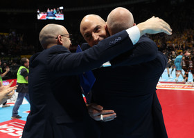 Fabio Soli e il suo staff Fabio Soli e il suo staff