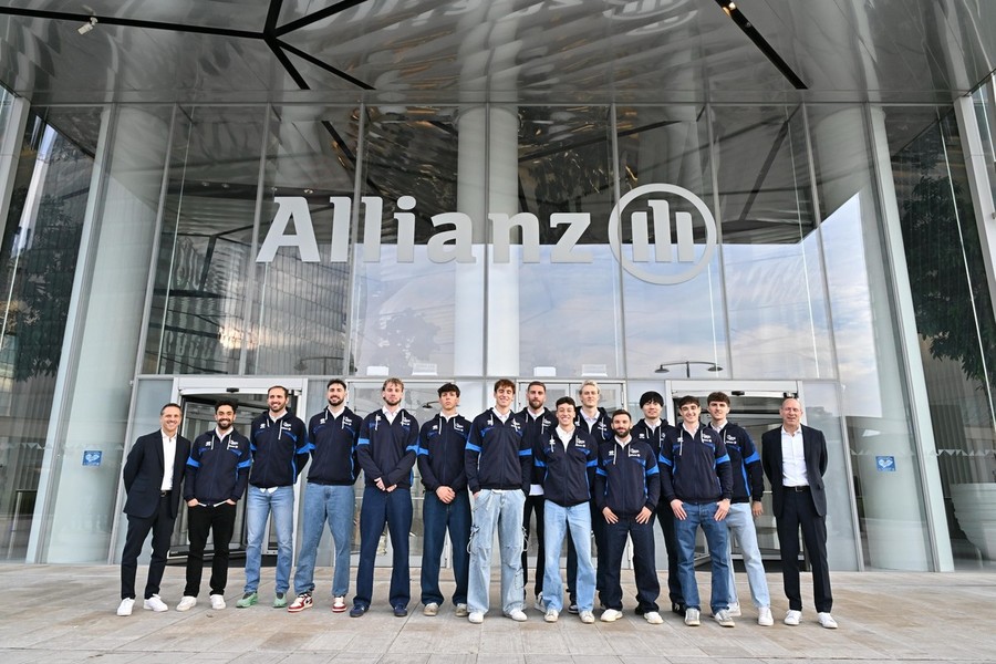 Milano alza il sipario